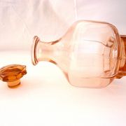 Vintage service in pink salmon glass – Carafe, 8 glasses, and Art Deco tray.