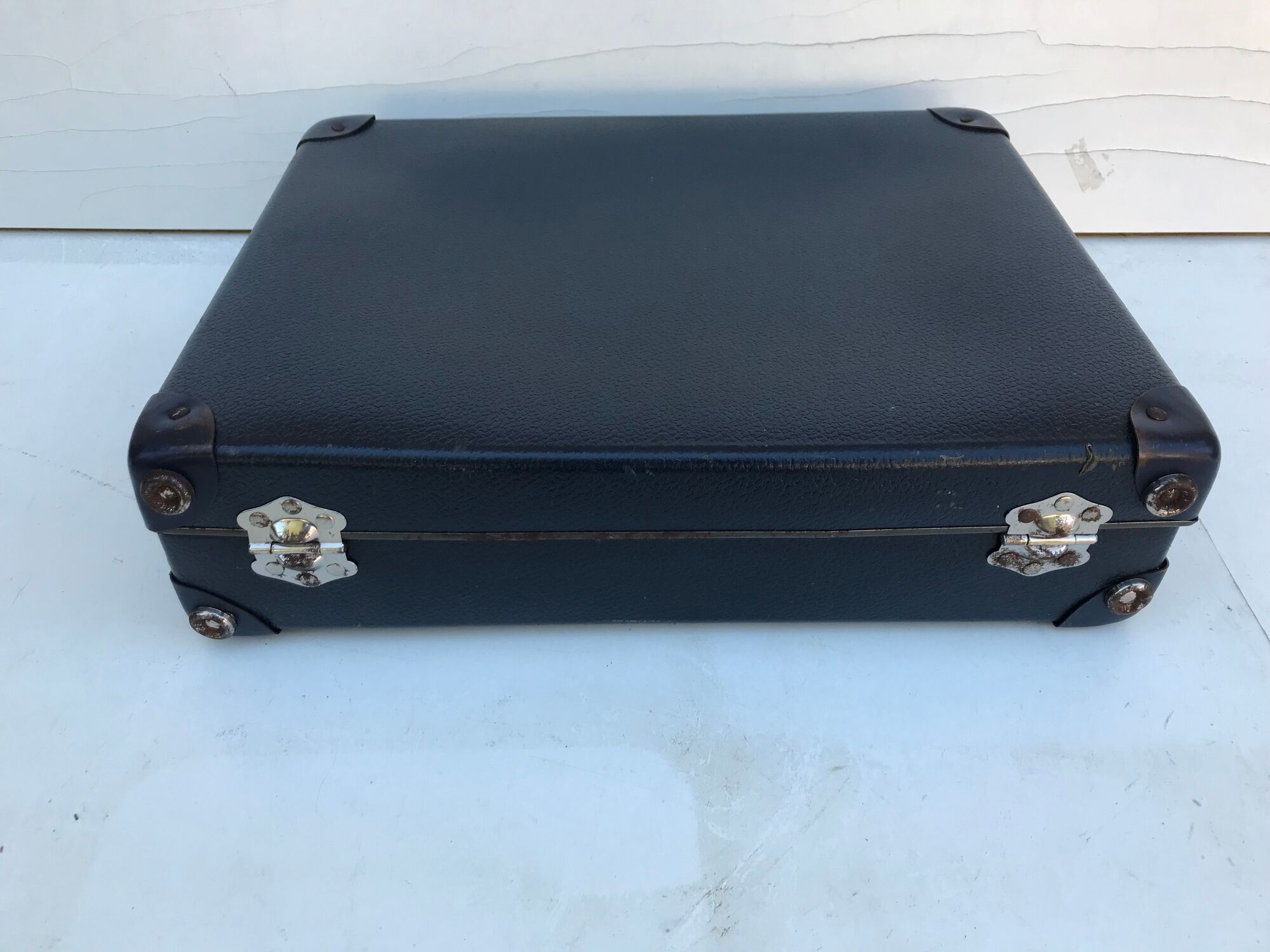 Old suitcase travel blue trunk 70