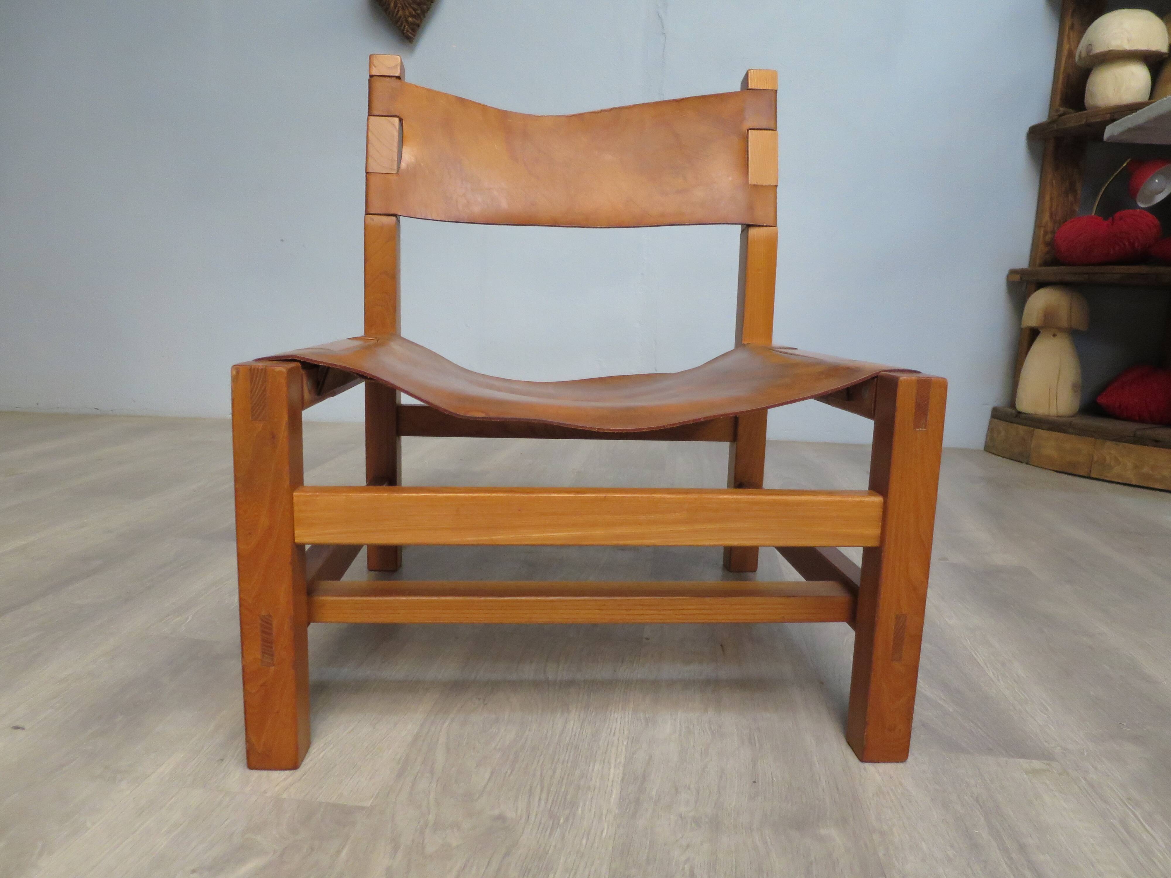 Elm and leather armchair Maison Regain