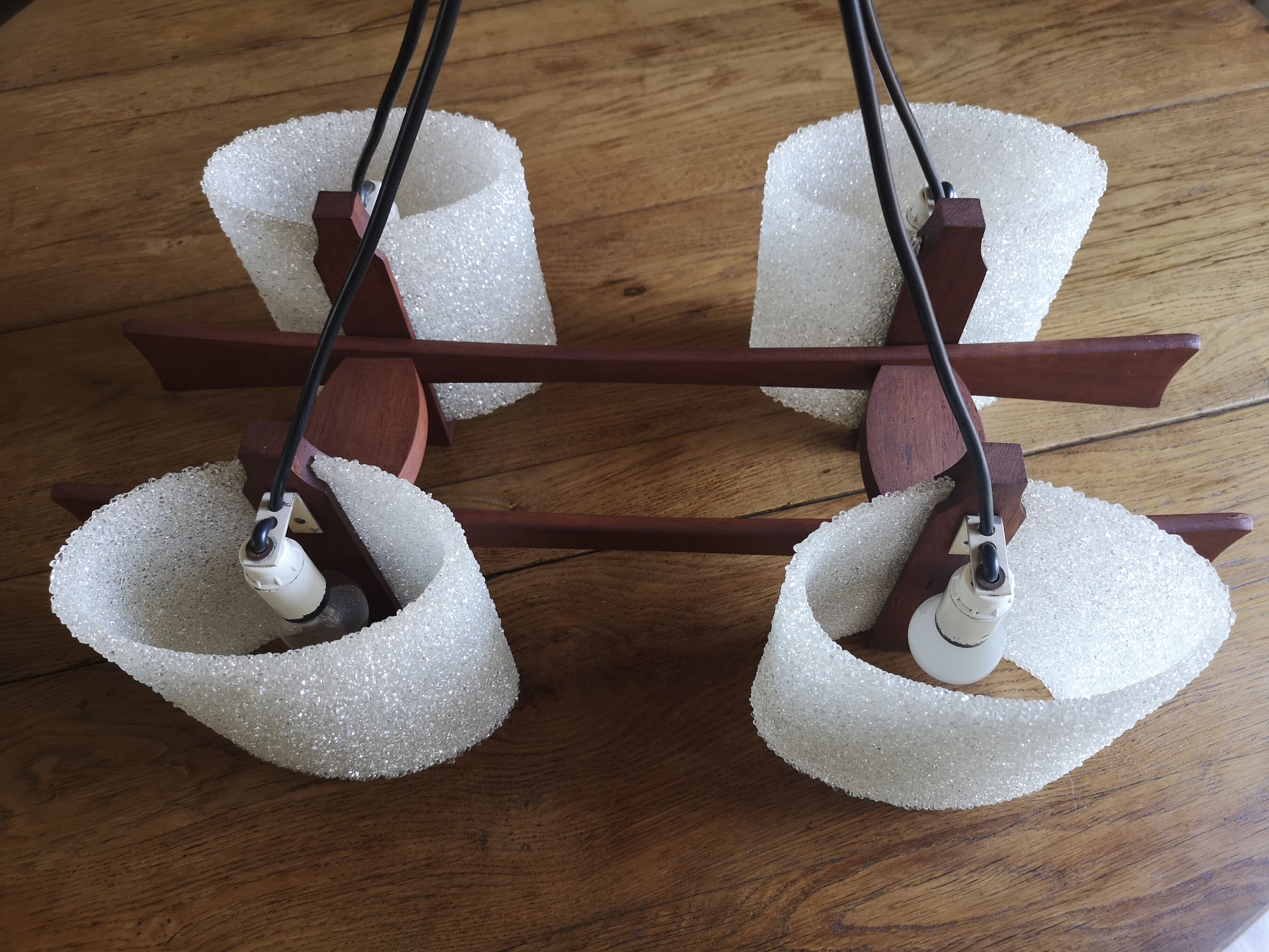 Scandinavian style hanging lamp in perspex and wood