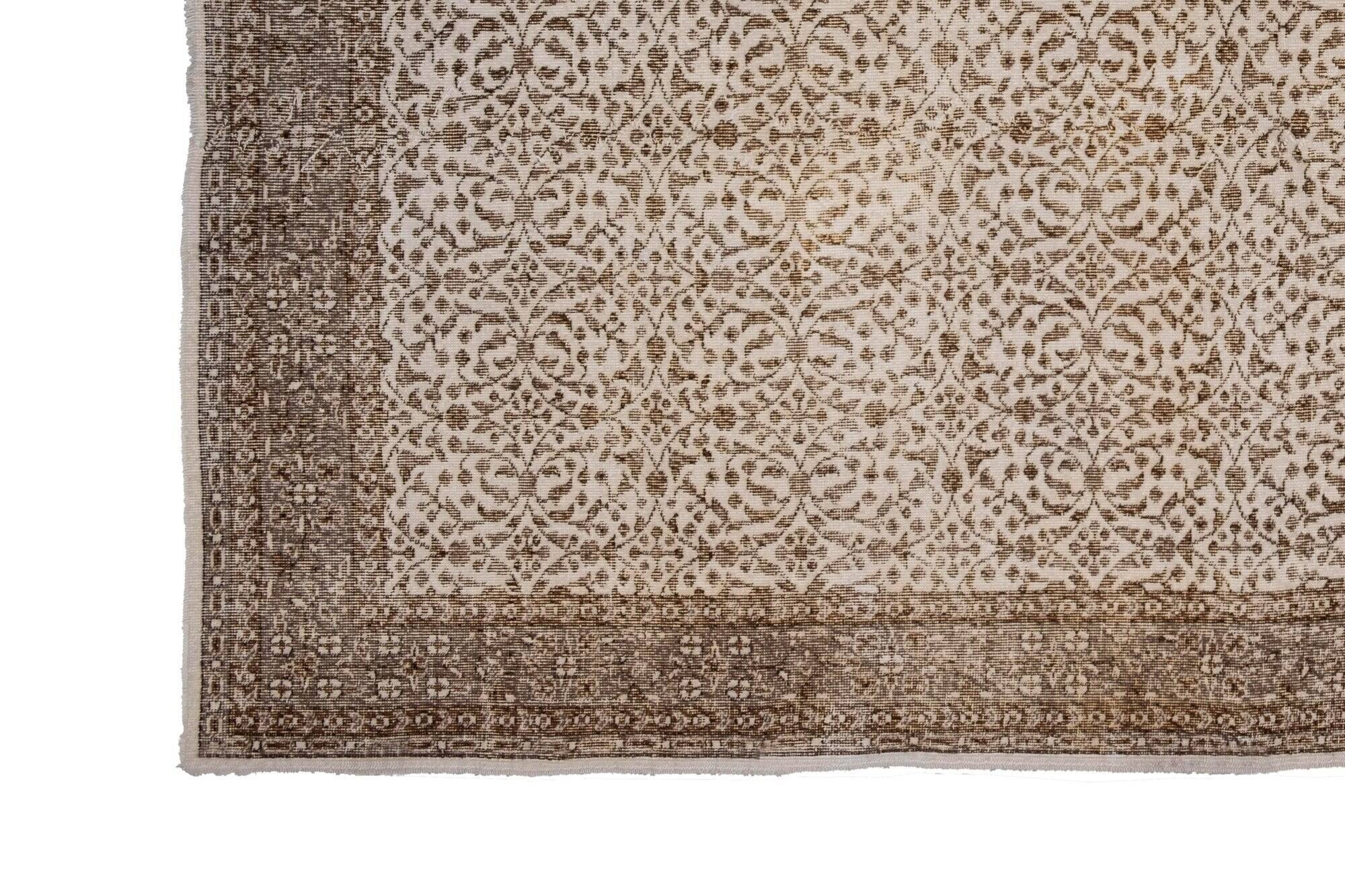 Vintage Turkish Oushak rug 205x304 cm