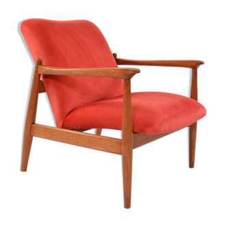 Wroclaw coral pink armchair