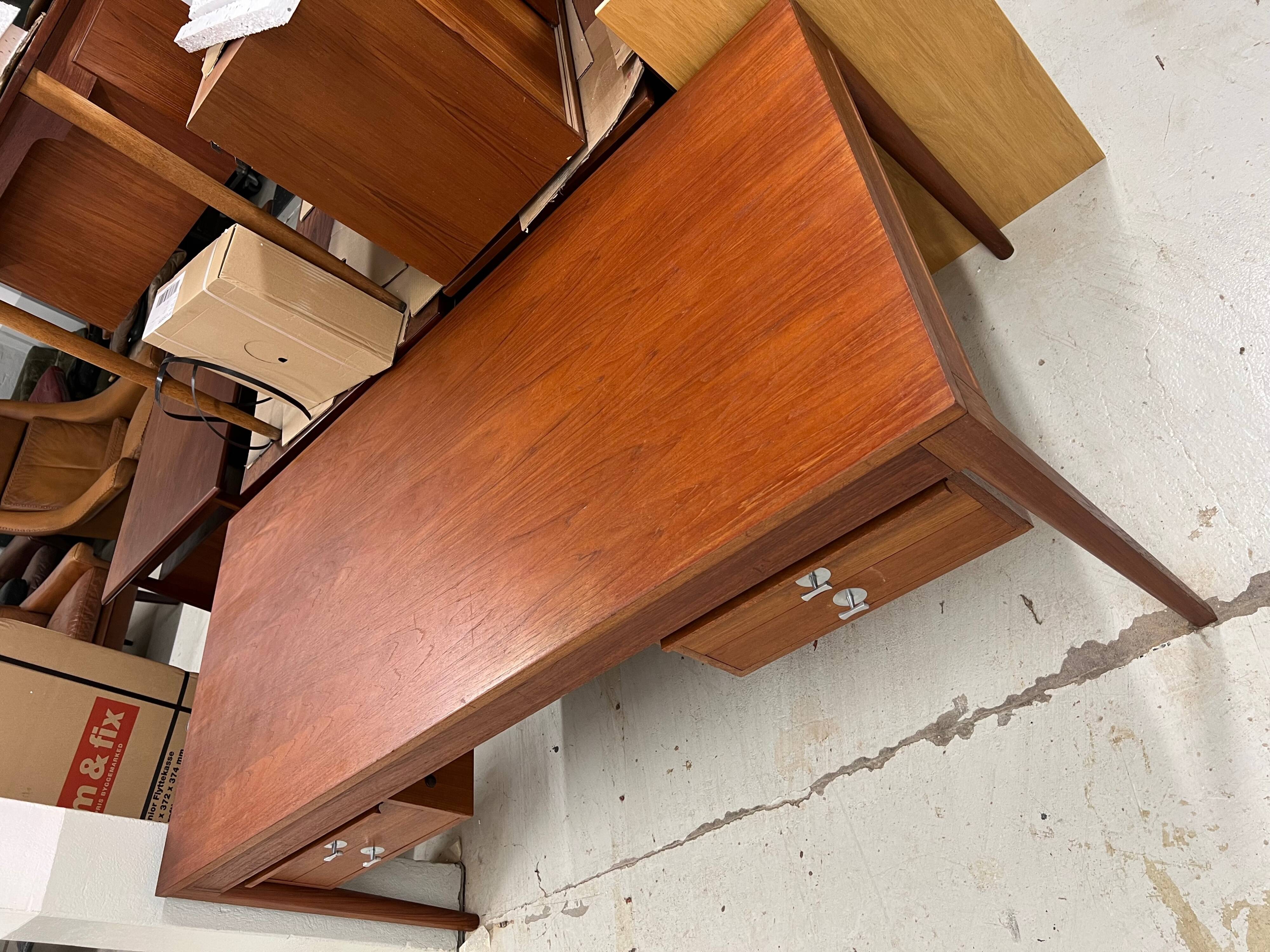 Diplomat Desk by Finn Juhl for France & Søn / France & Daverkos