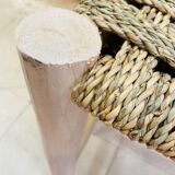 Banc etroit in bois and tressage vegetal