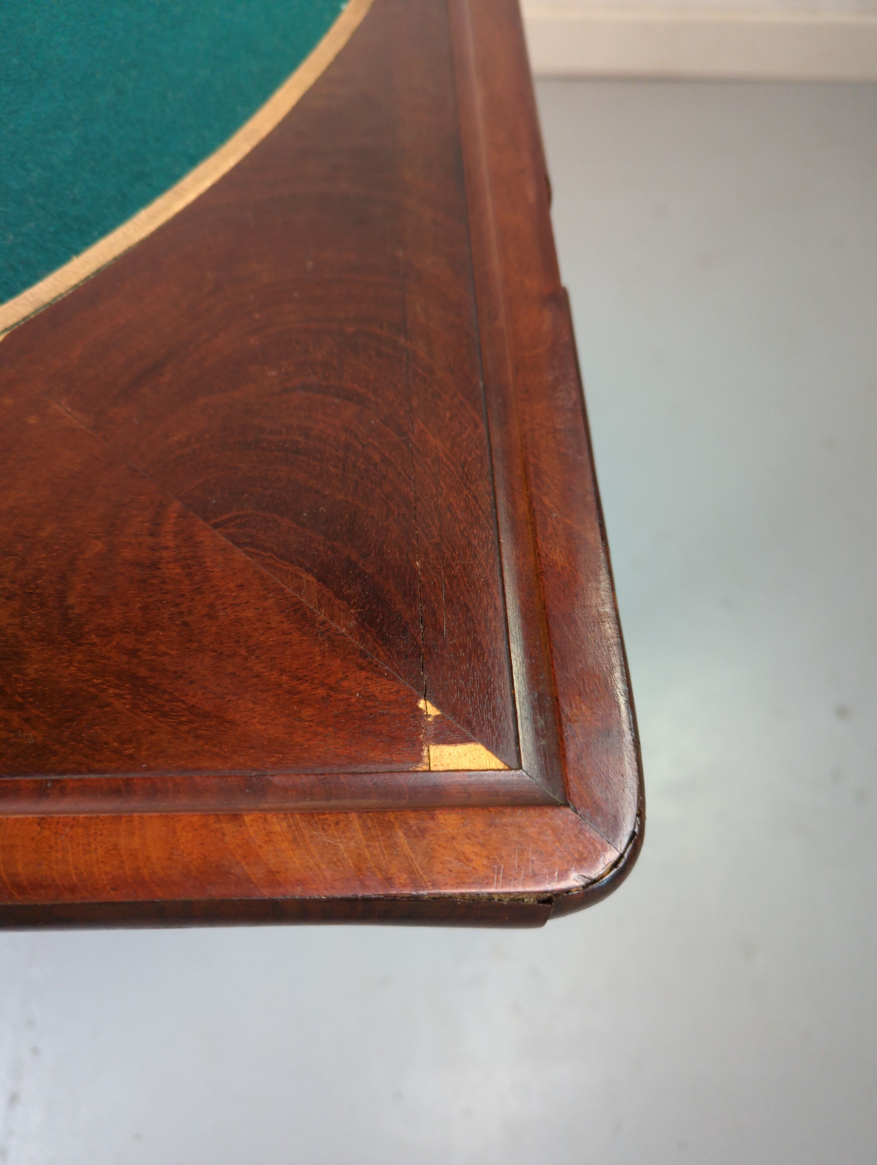 Game table wallet mahogany veneer era empire