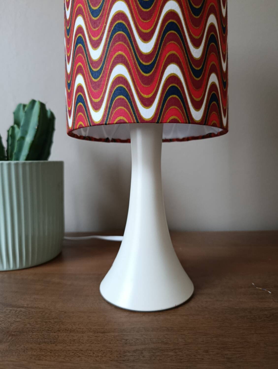Vintage table lamp with psychedelic printed shade