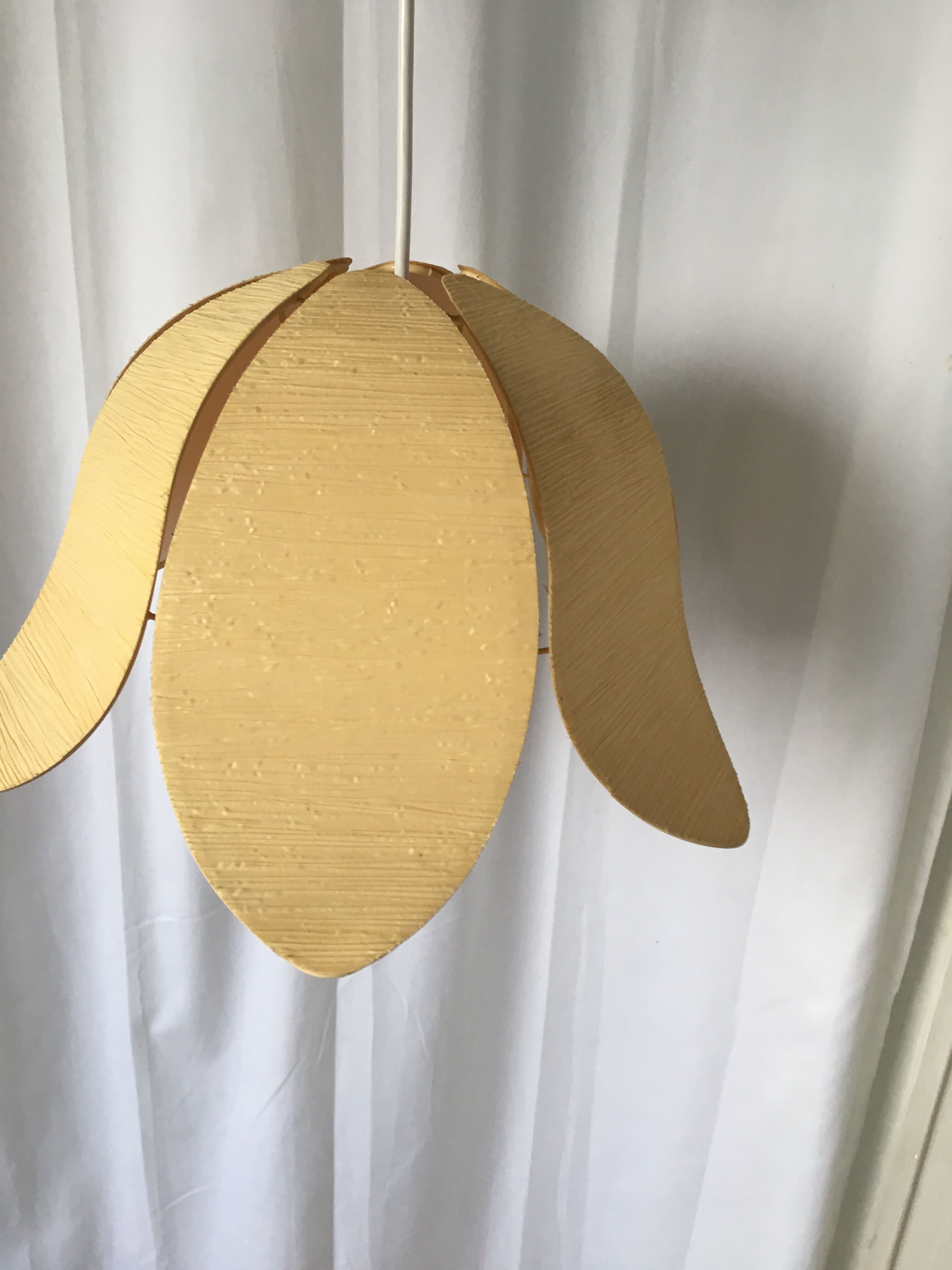 Small beige fabric flower 70's suspension