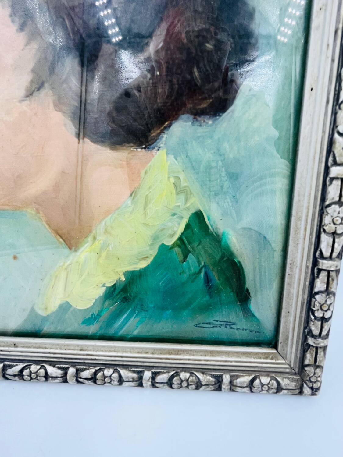 Painting head of a woman signed