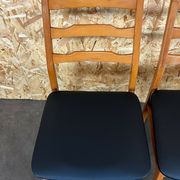 2 chairs
