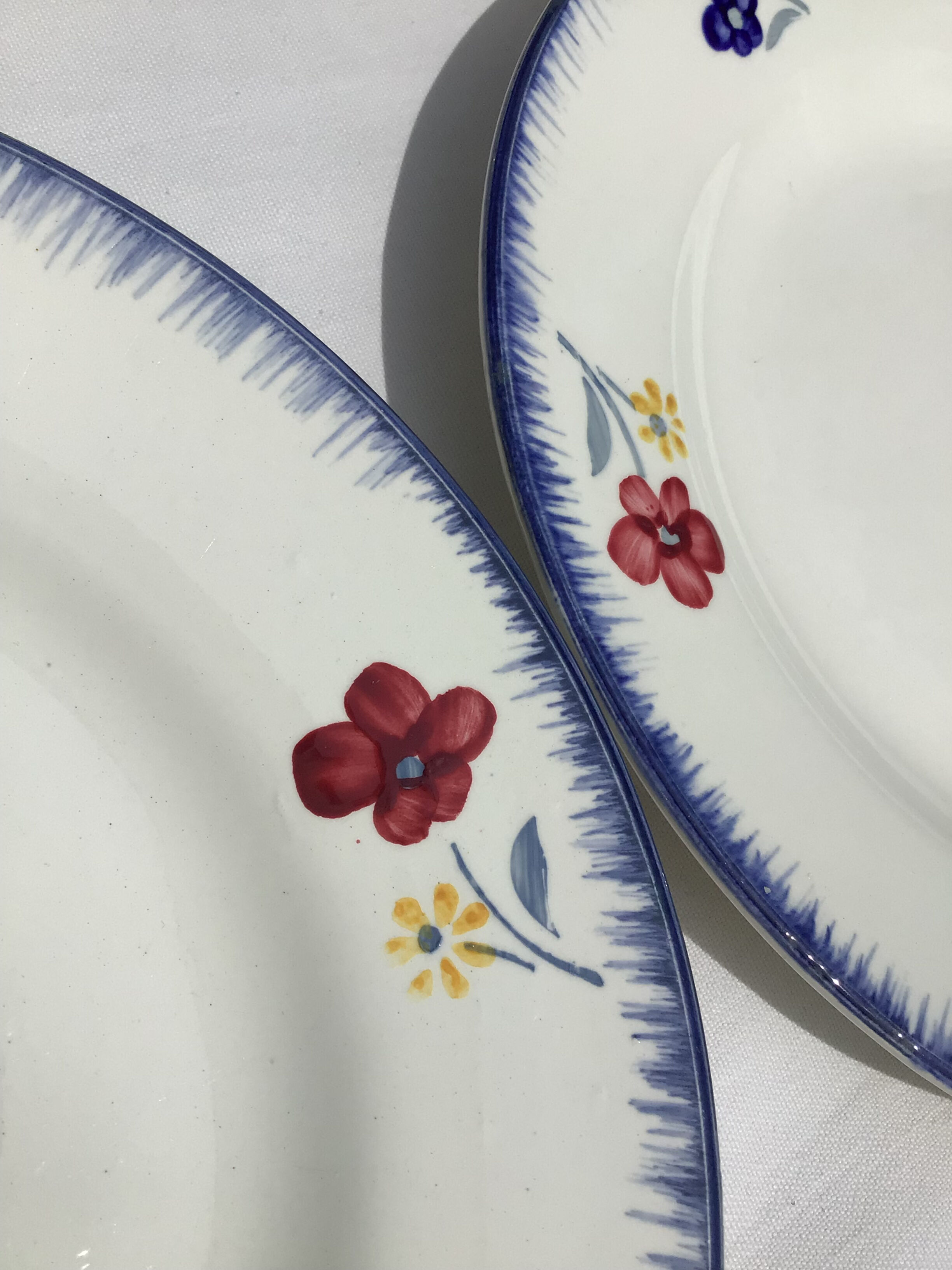 7 blue edge flat plates Mary Lou Digoin