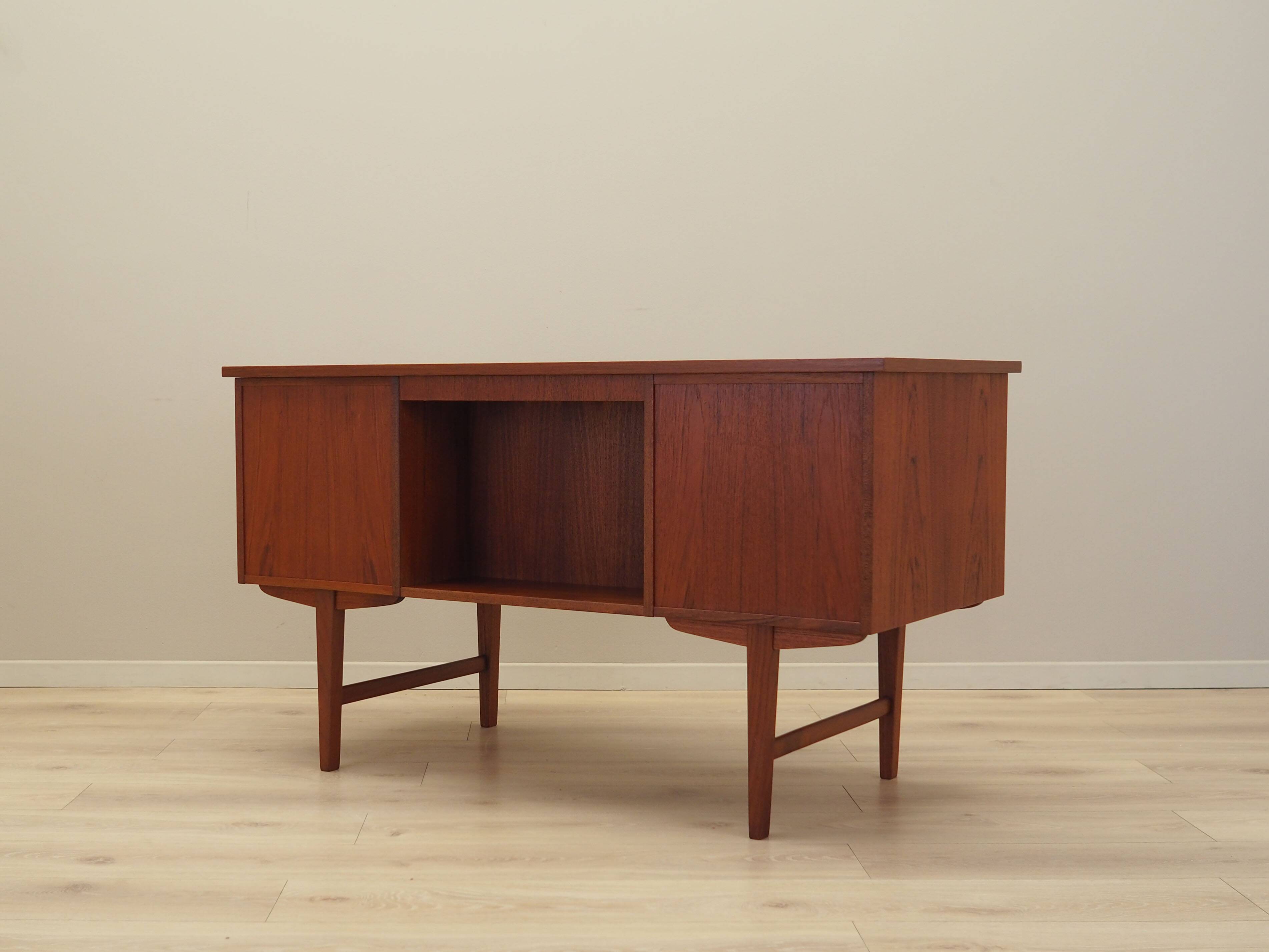 Teak desk, Danish design, 1970s, production: Denmark