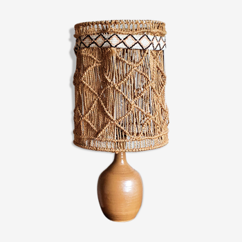 Sandstone lamp and rope