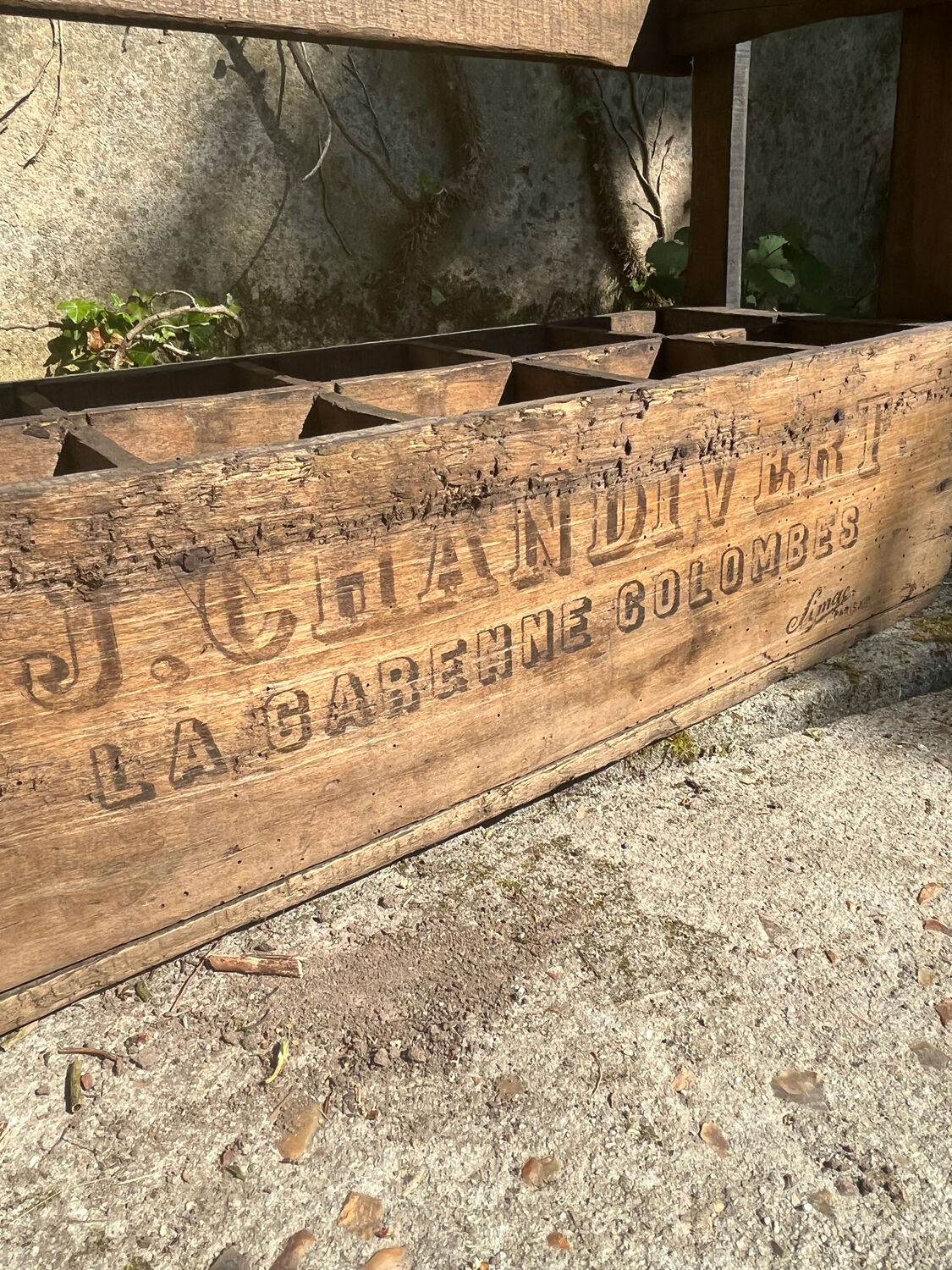 Range bouteille en bois