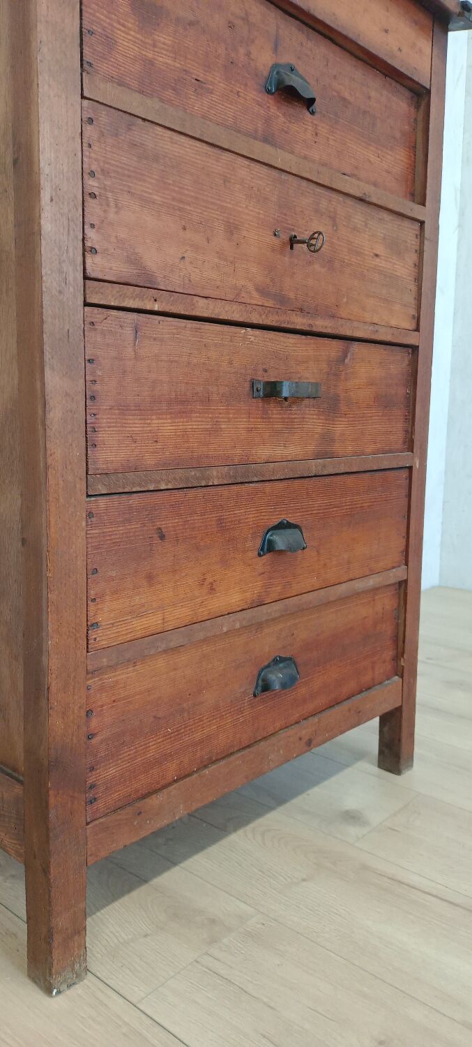 Printer's workshop furniture