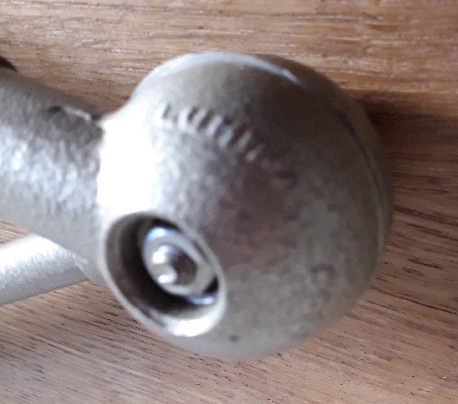 Lumina articulated and telescopic workshop lamp