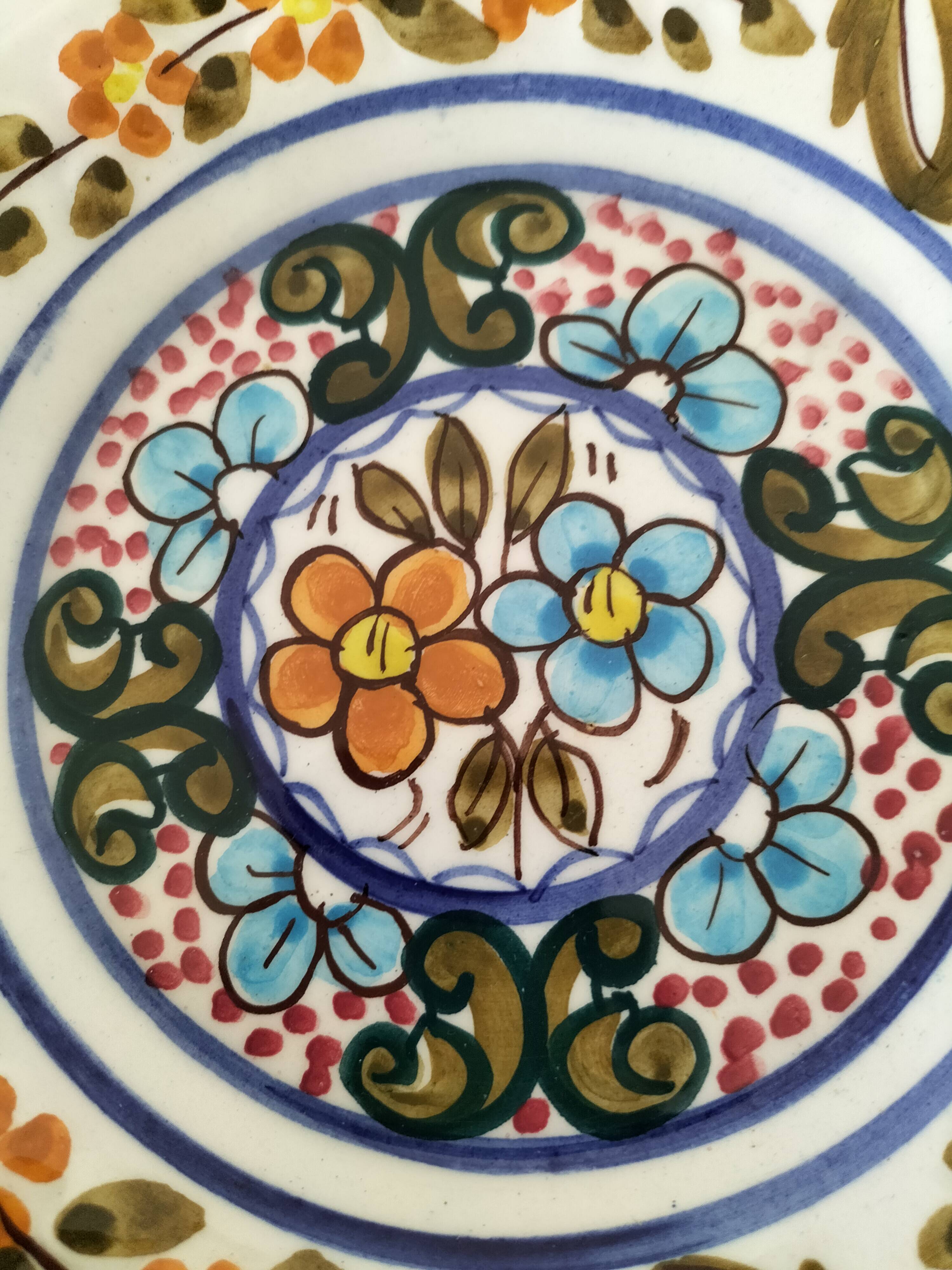 Majolica plates signed Pascual Zorrilla