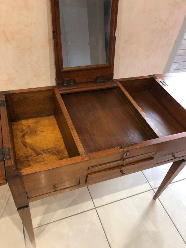 Coiffeuse Louis XVI noyer d'époque