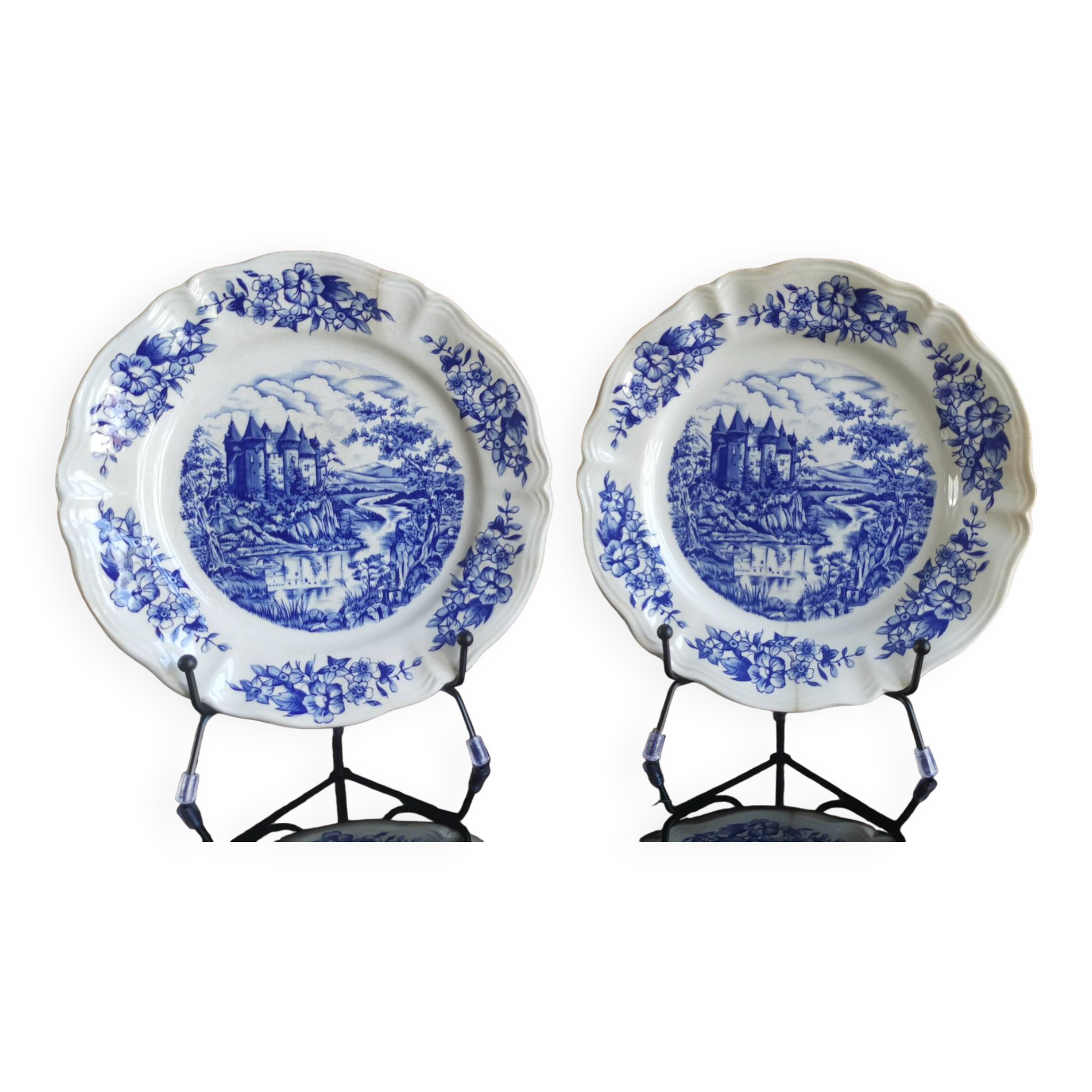 Set of 2 Sarreguemines porcelain collector's plates from the 70s