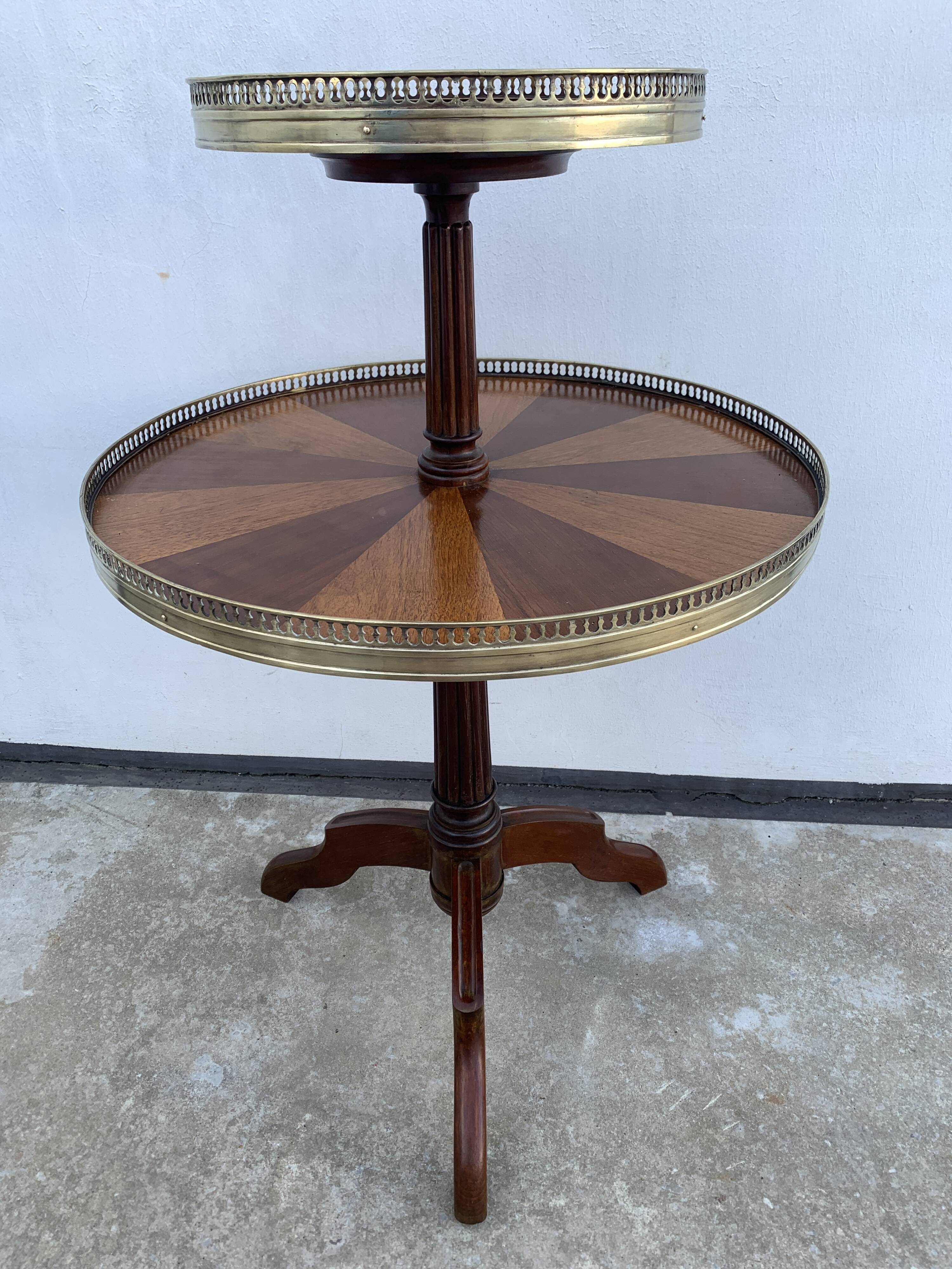 Late 19th century tripod pedestal table in wood marquetry
