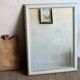 Miroir en bois peint, décor fleuri vintage