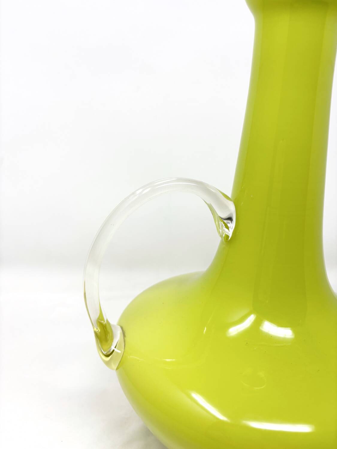 Empoli opaline lime green vase