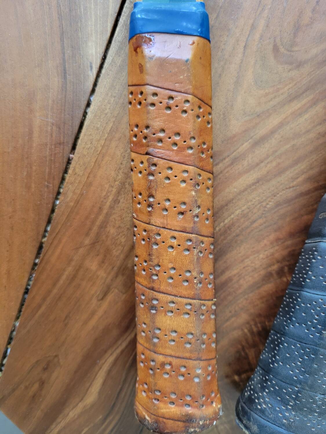 Paire d anciennes raquettes de tennis vers 1930
