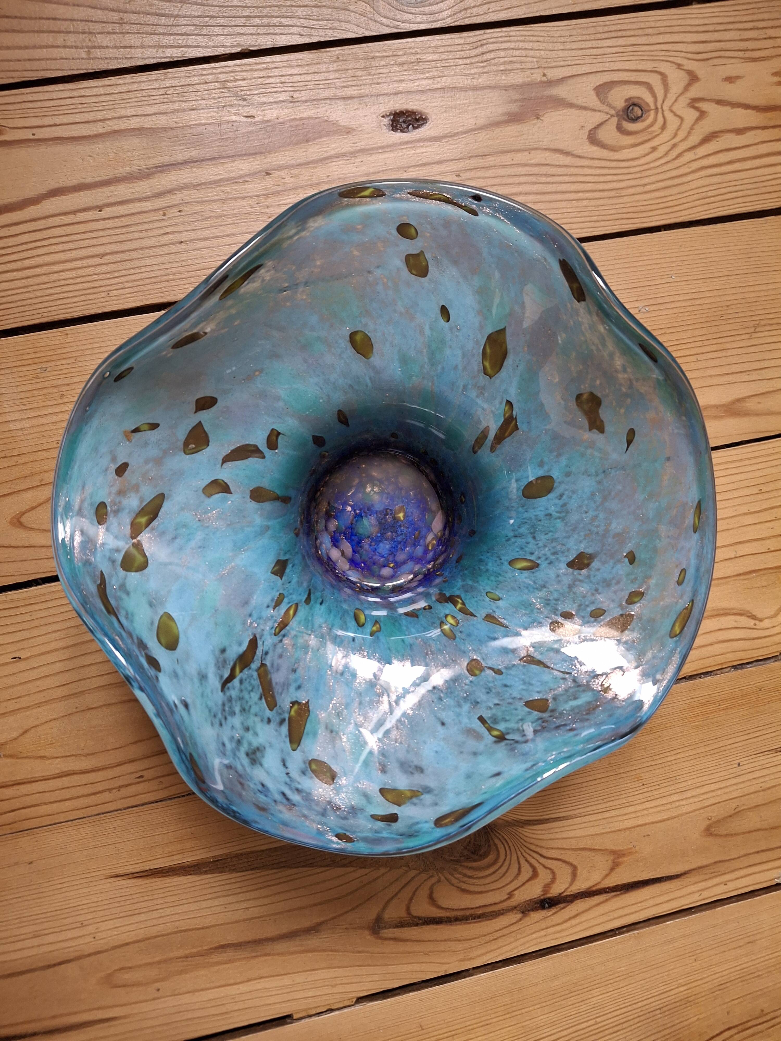 Rare large Jean-Michel Operto glass bowl, signed, 23 cm