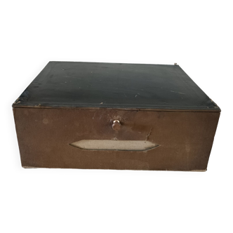 Notary cardboard box