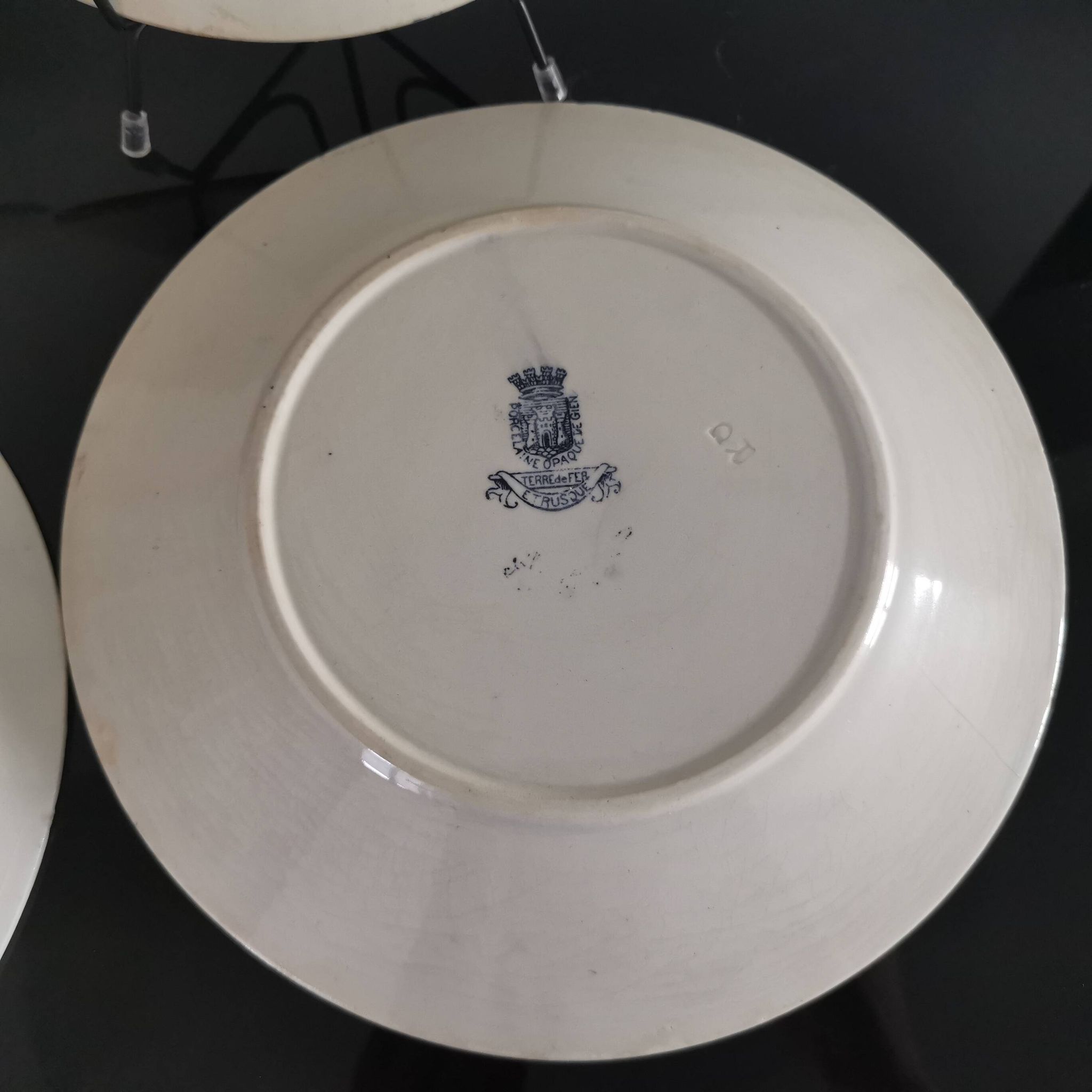 Old "Etruscan" flat plates in opaque porcelain from Gien Terre de Fer