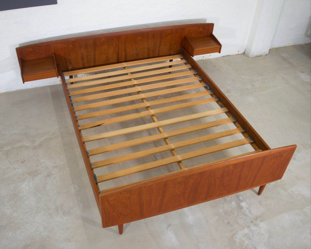 Lit double en teck danois par Melvin Mikkelsen années 1960.