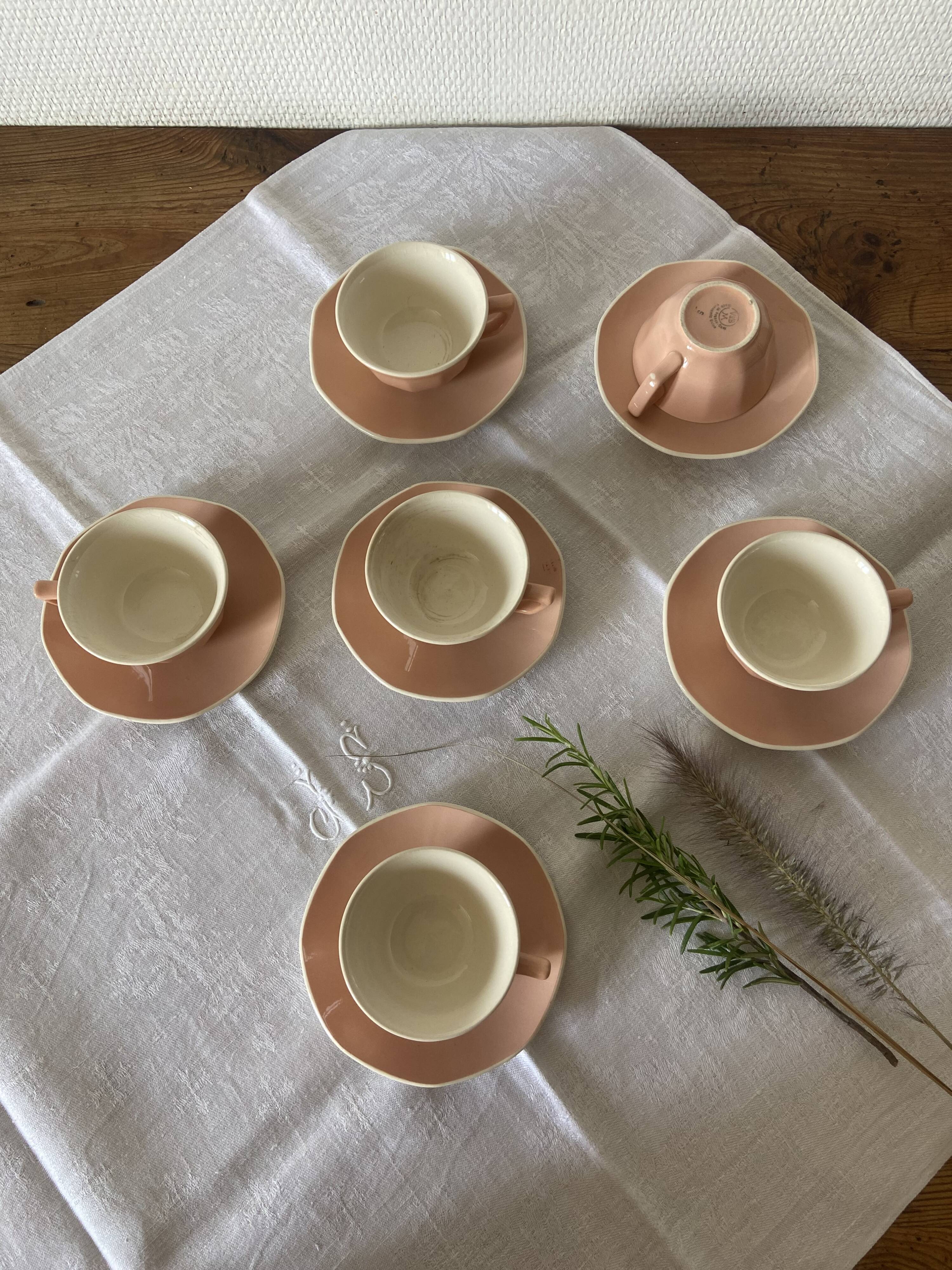 5 tasses à café & soucoupes Villery & Boch roses