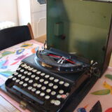 Typewriter old portable Mercedes