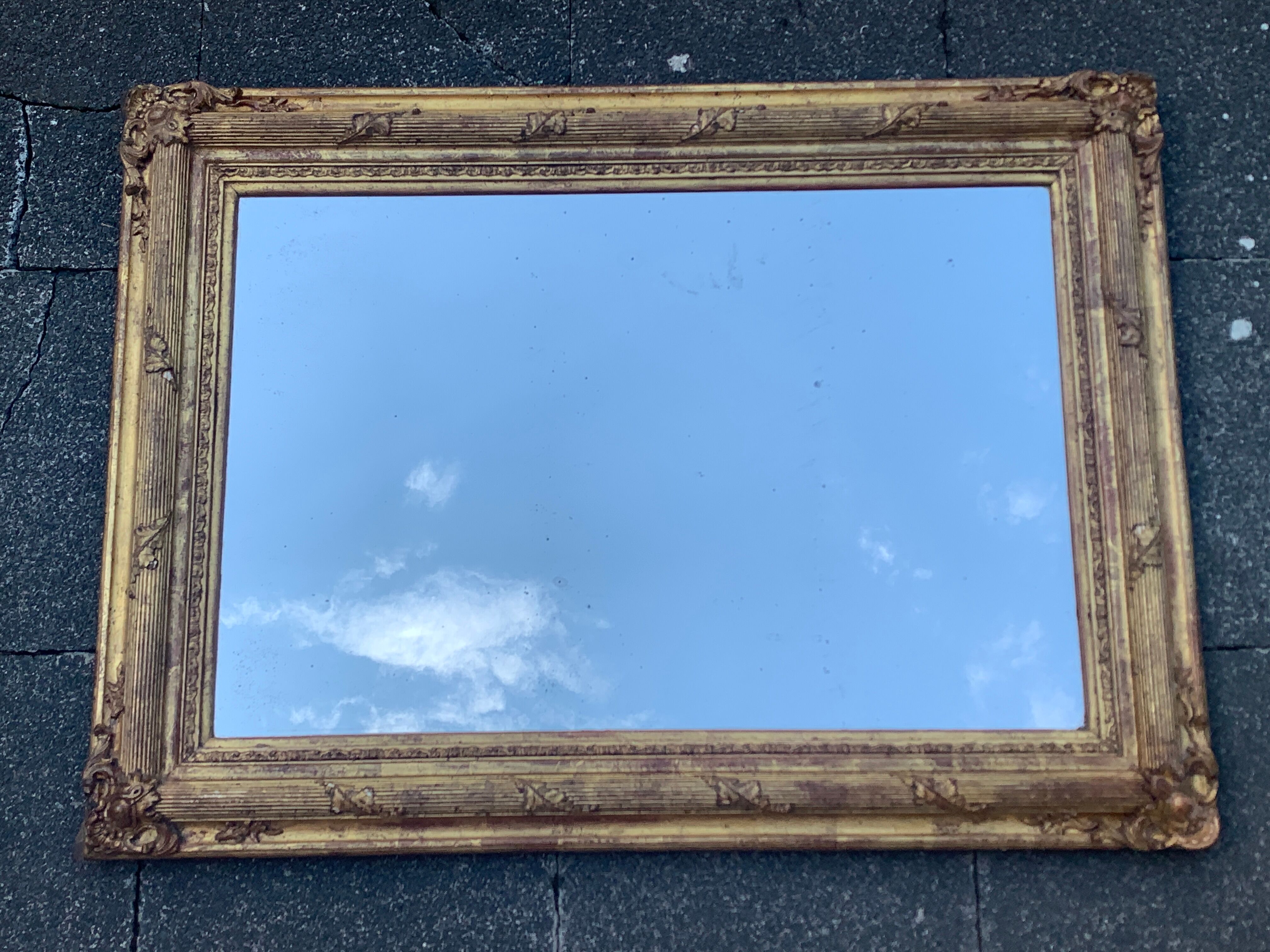 Old style mirror Restoration in gilded stucco wood, 80 x 59 cm