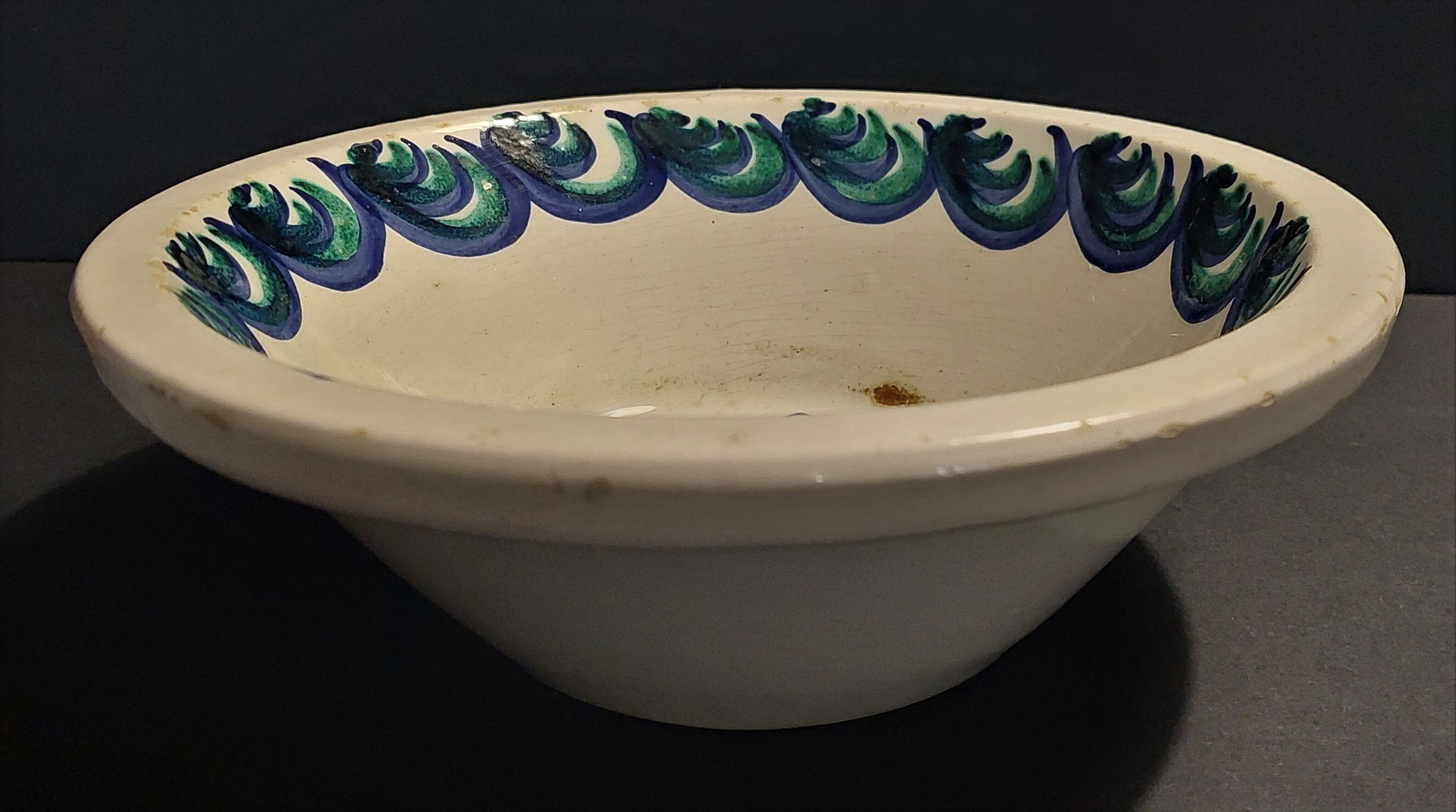Spanish earthenware dish Ibiza early twentieth century
