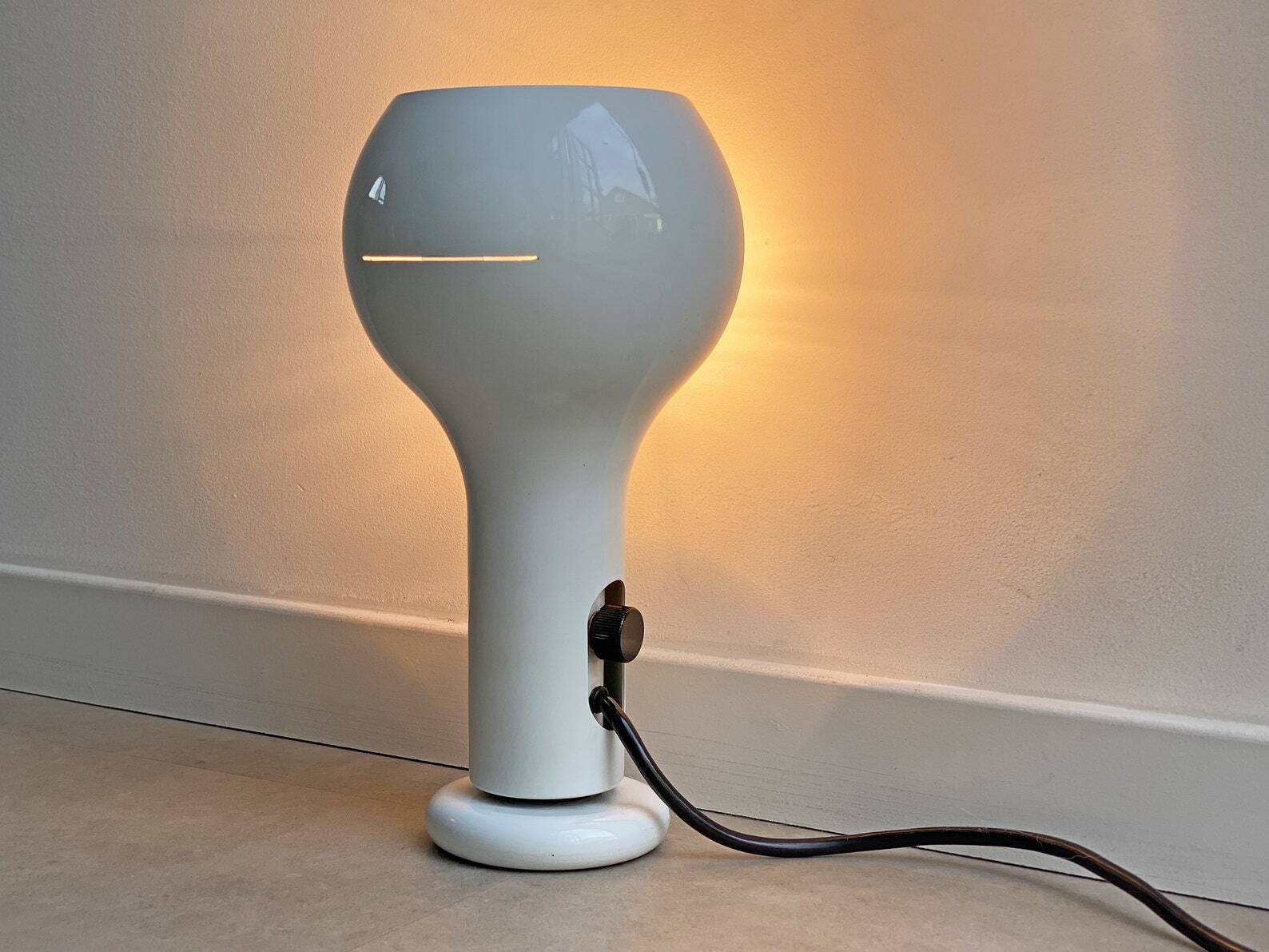 Vintage white metal O'luce table lamp Flash by Joe Colombo - Italian Design
