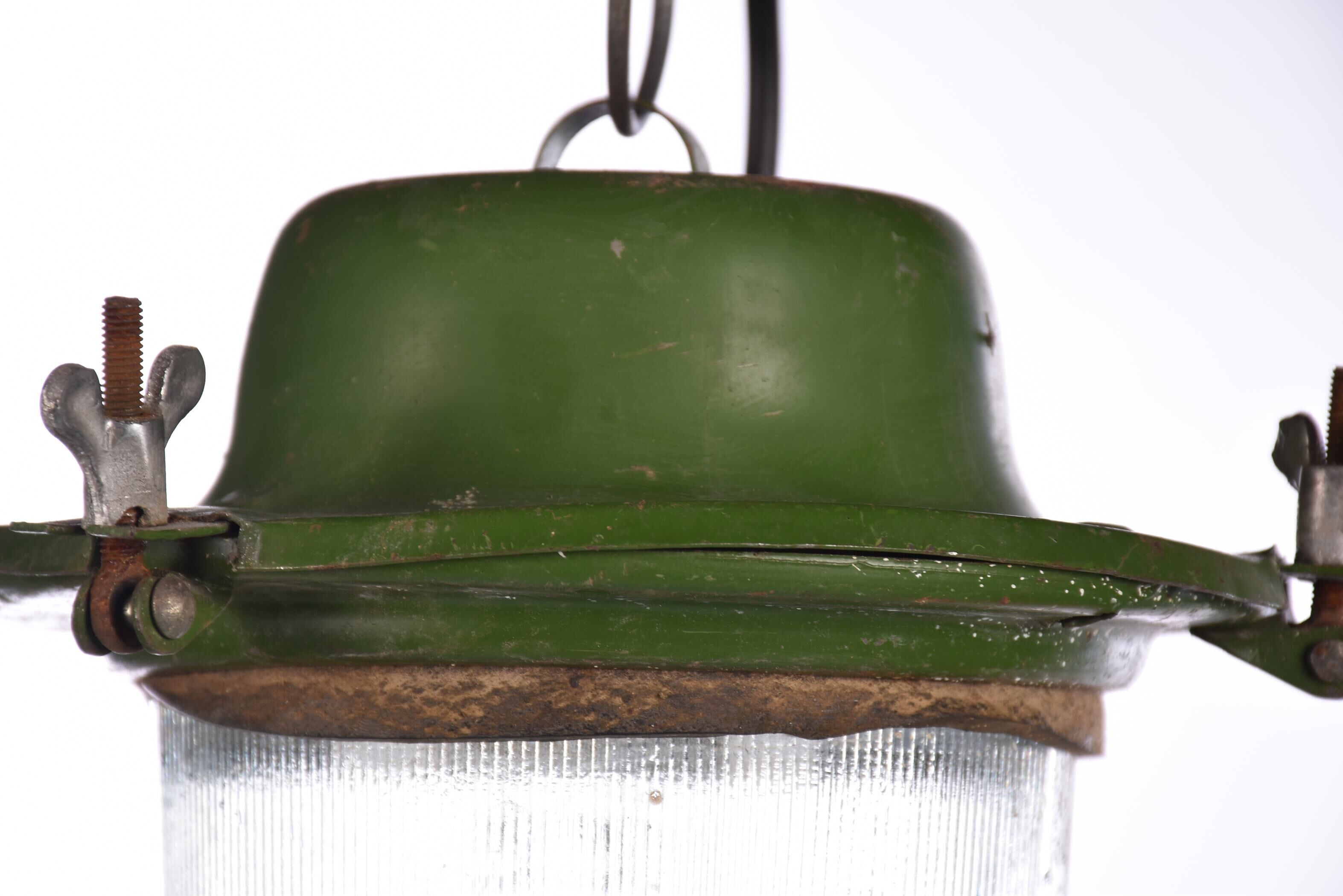 Suspension industrielle vintage vieille lumière