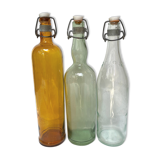 Bouteilles en verre anciennes