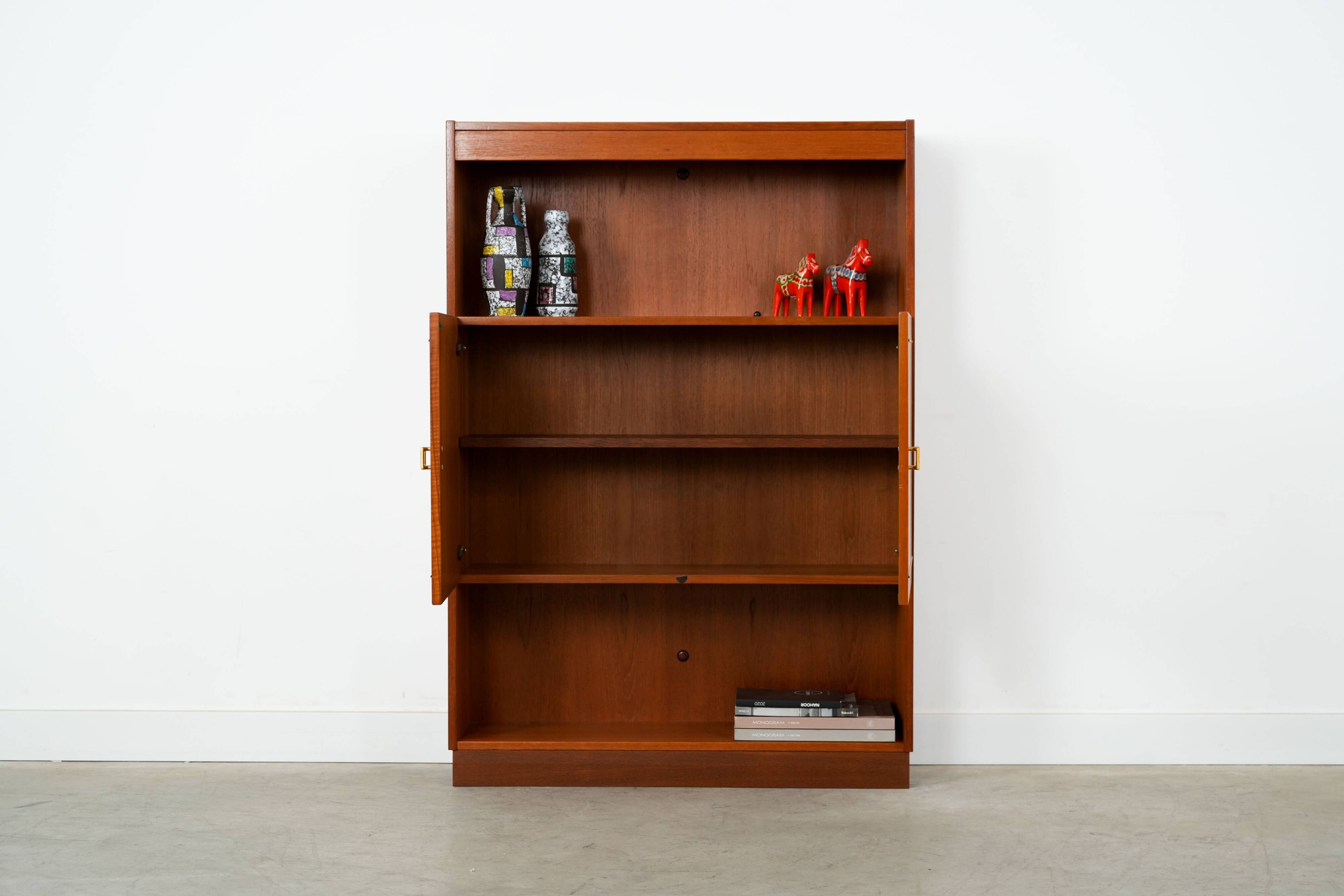 Teak bookcase, Danish design, 1970s, production: Denmark