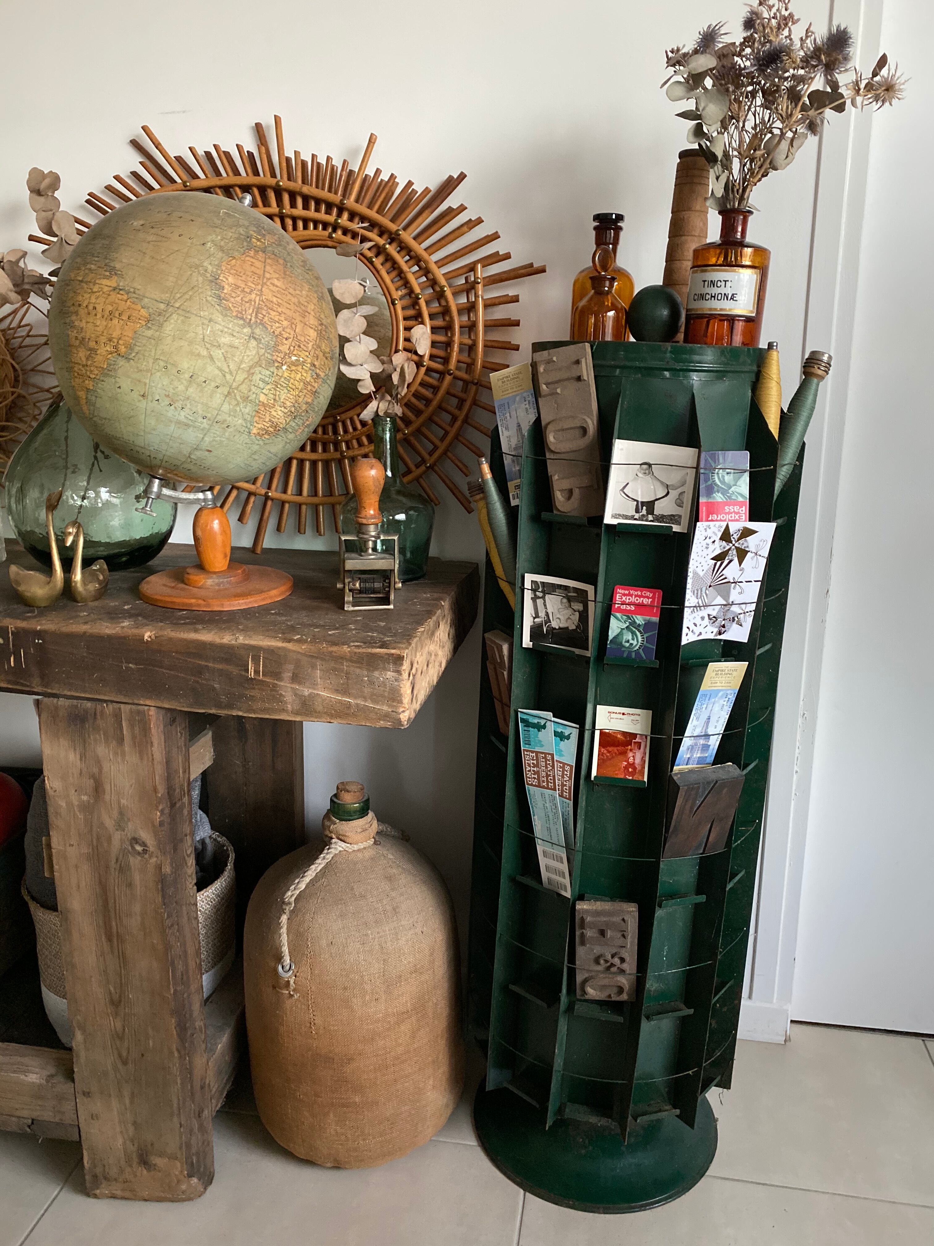 Ancient seed-bag turnstile display