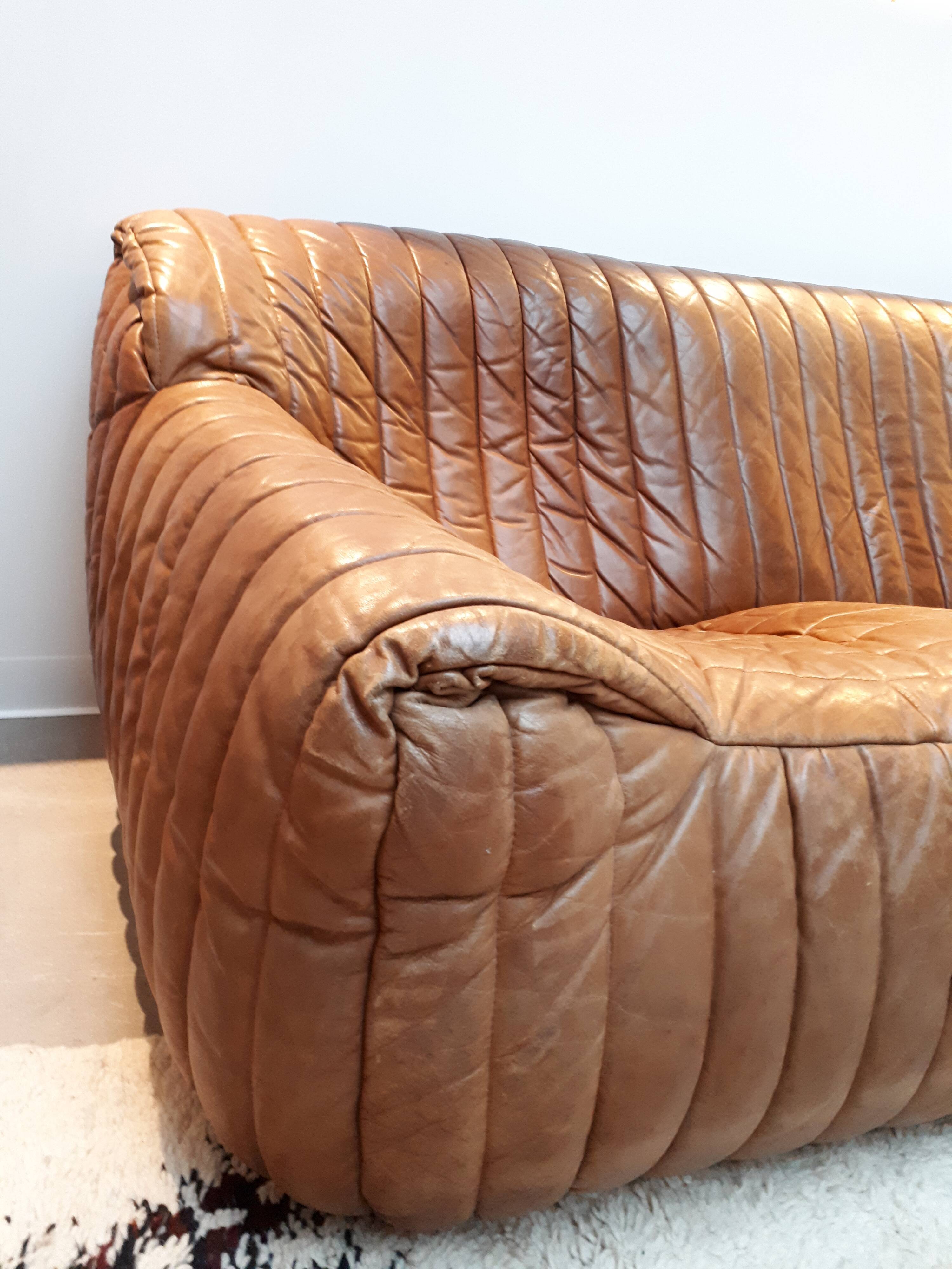 Sofa by  Annie Hieronimus model sandra