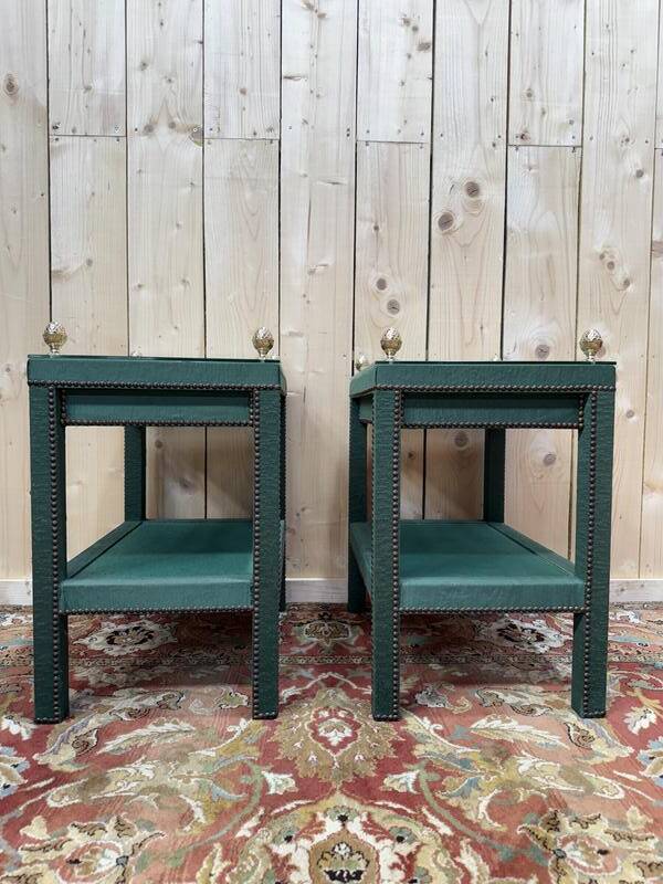 Paire de tables de chevets ou bouts de canapé 1970