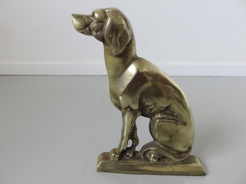 Pair of "dog" channels in solid bronze 30/40