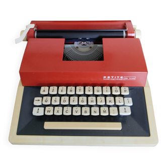 Red children's typewriter, Petite International Typewriter