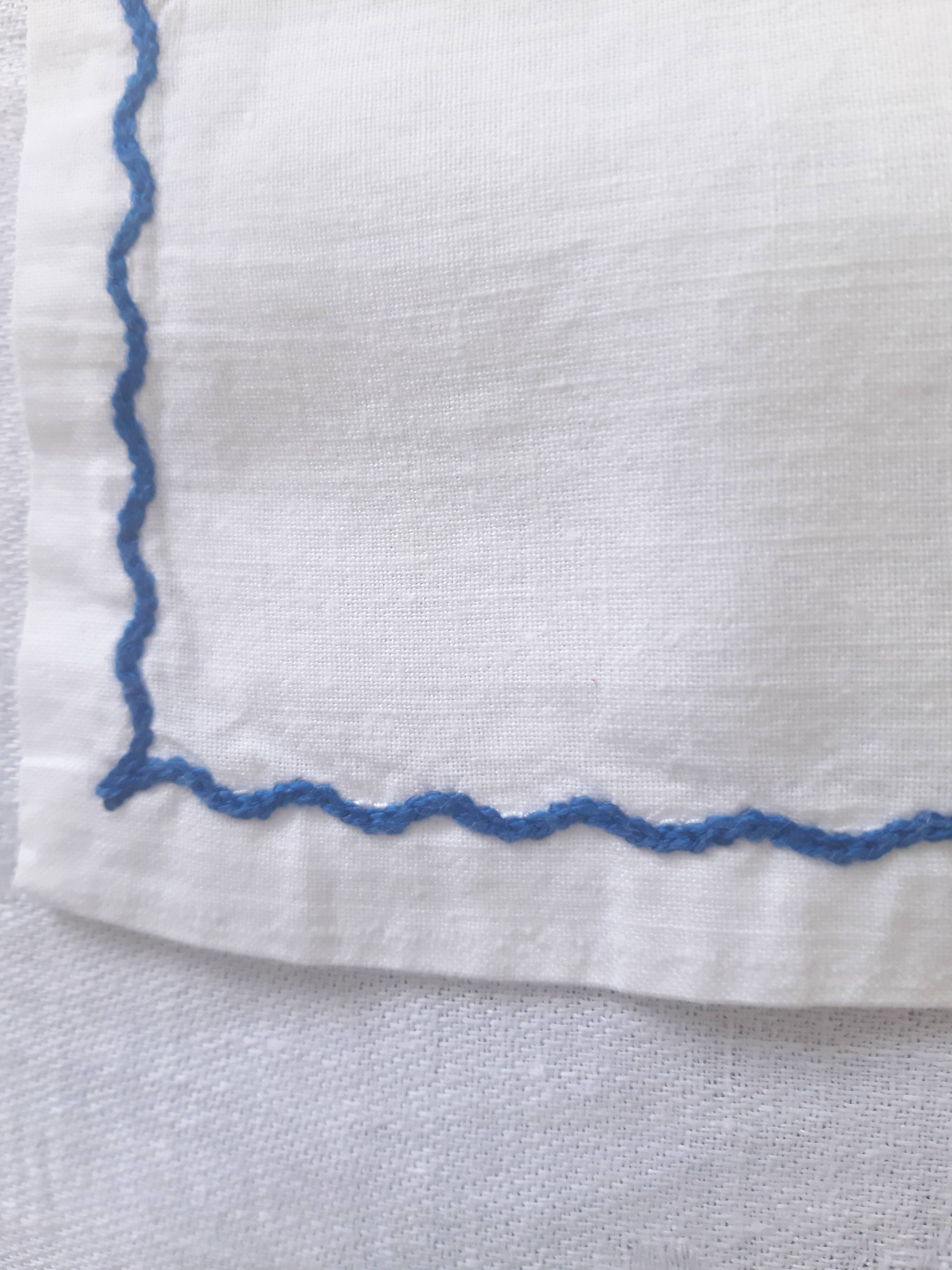 Tea tablecloth & napkins