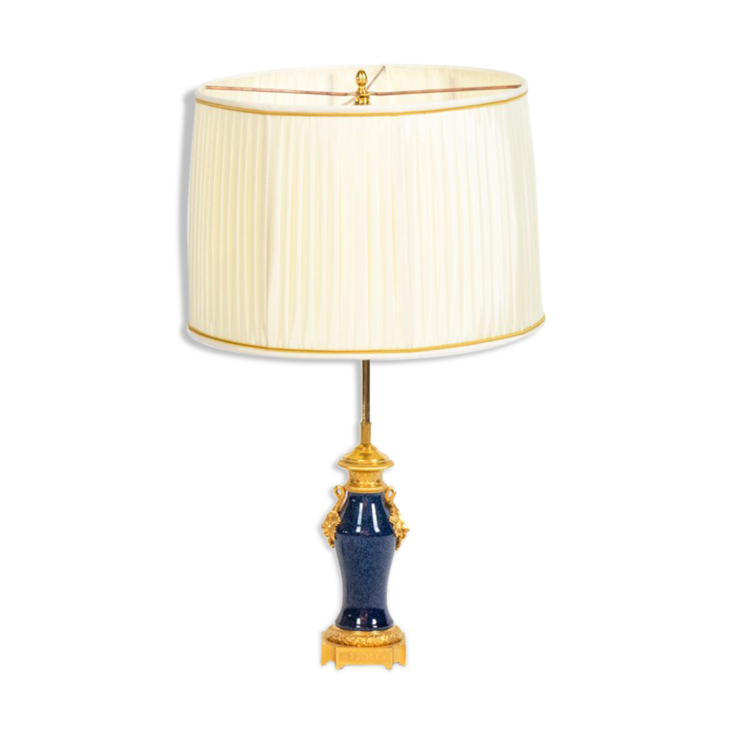 Porcelain and bronze lamp, circa 1880