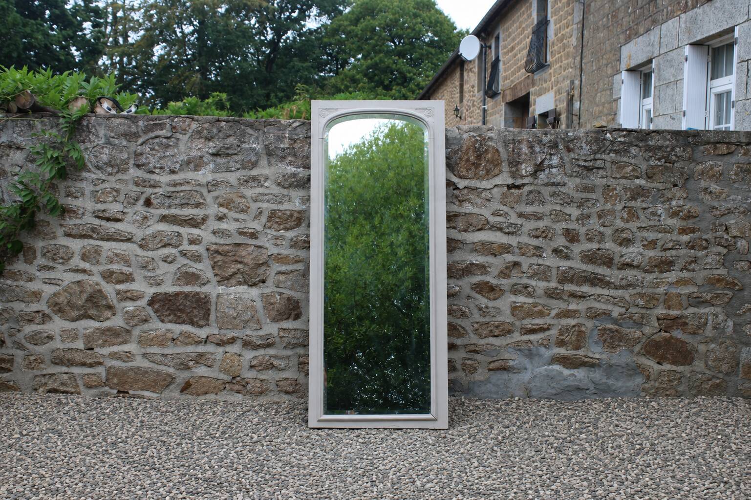 Large antique Art Deco bevelled mirror from 1929 – Greige tabletop mirror