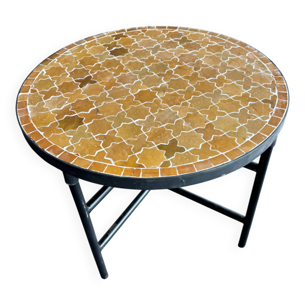 Table basse en zellige fait main, artisanat marocain