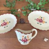Pair of antique Longchamp earthenware raviers and sauceboats