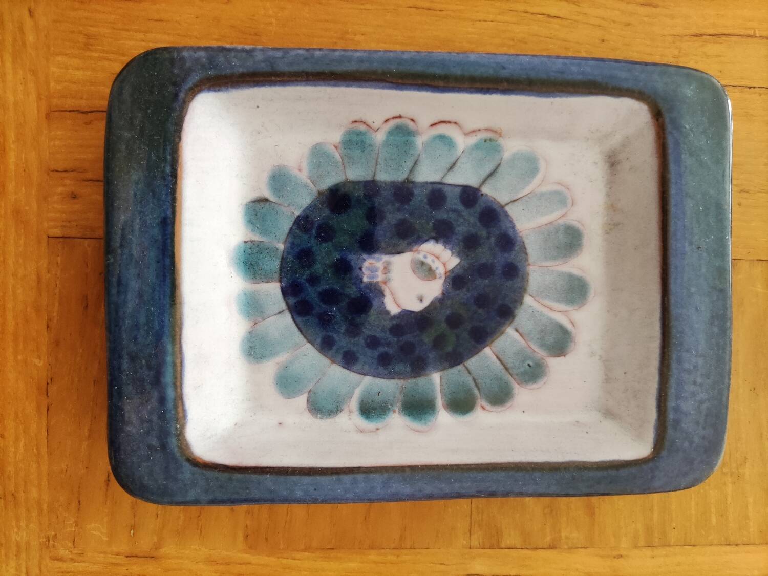 Cloutier pocket emptier