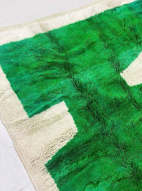 Traditional handmade mrirt rug size 150 x 250 cm